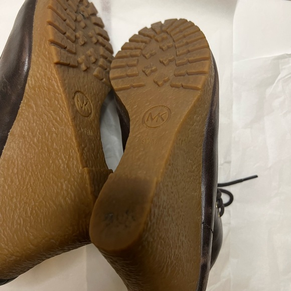 MICHEAL Michael Kors lace-up Booties - Picture 7 of 13